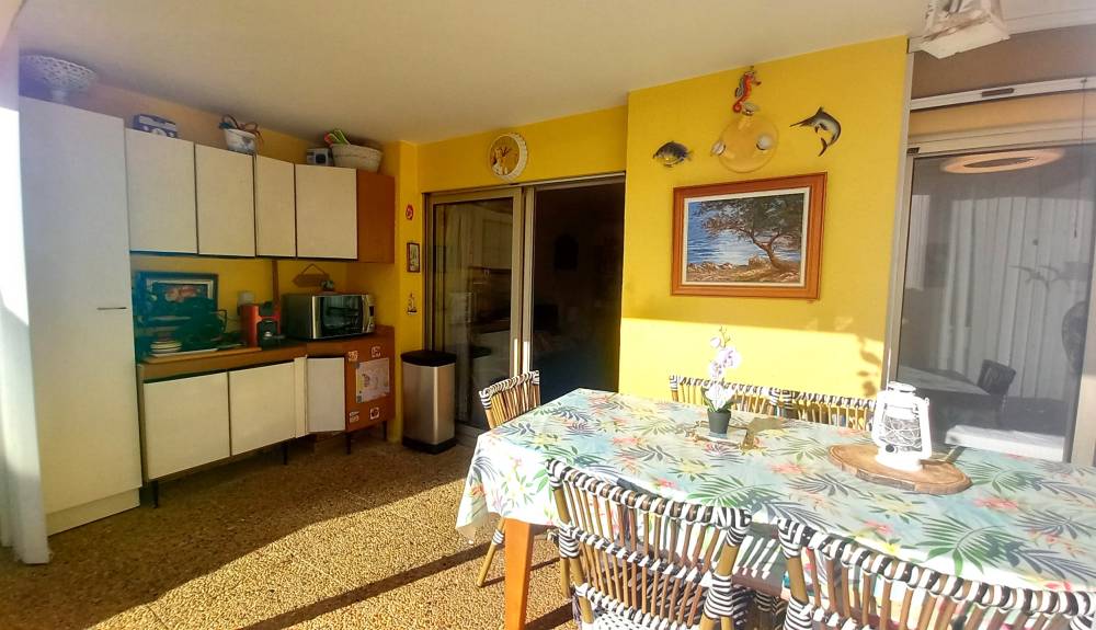 LOGGIA