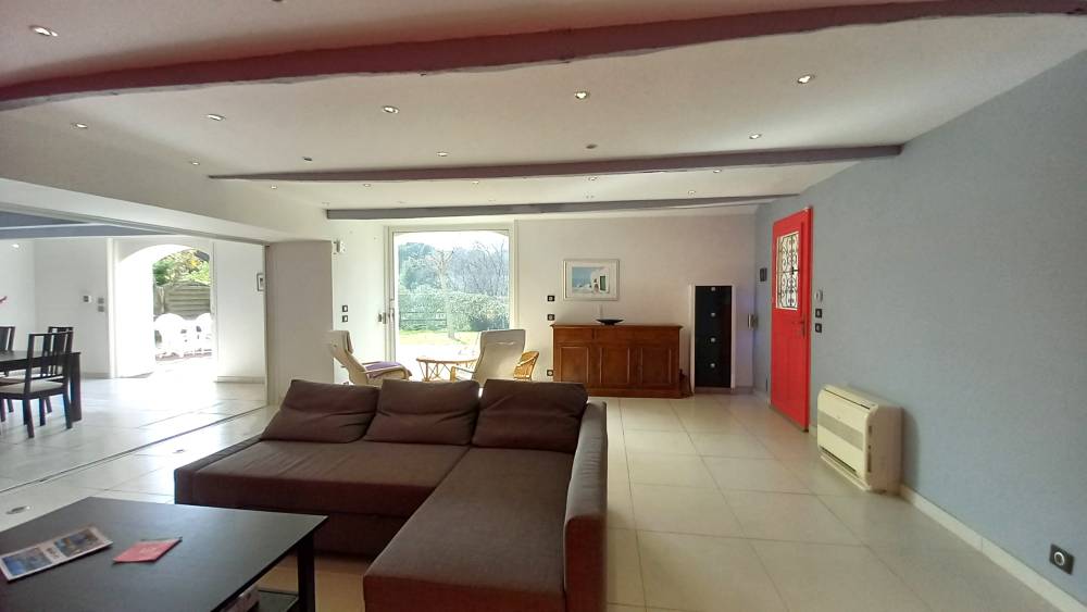 SALON3