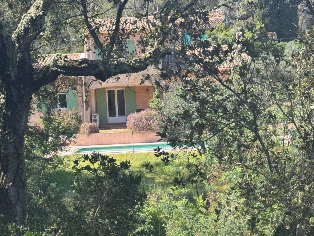 Villa T4 125m² Clim Piscine au Calme absolu